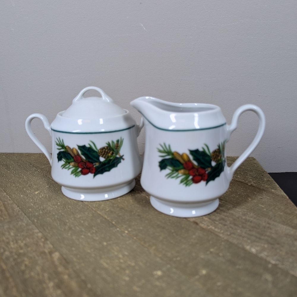 Kopin Christmas Heritage Creamer & Sugar Set – Holiday Pinecone and Holly Design